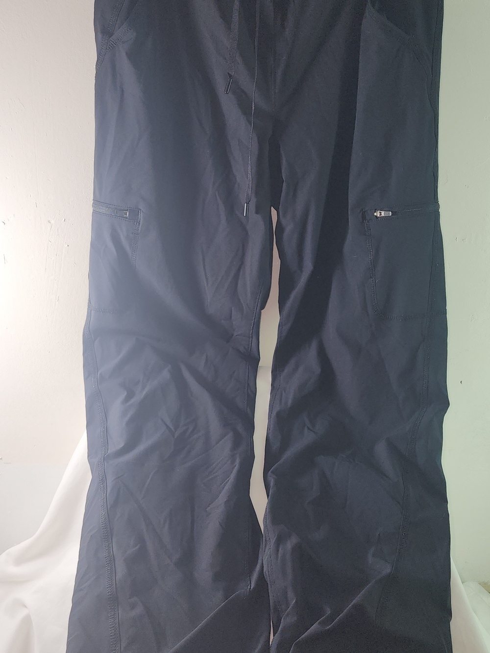 Eddie Bauer Black Cargo Utility Pants with Zip Pockets